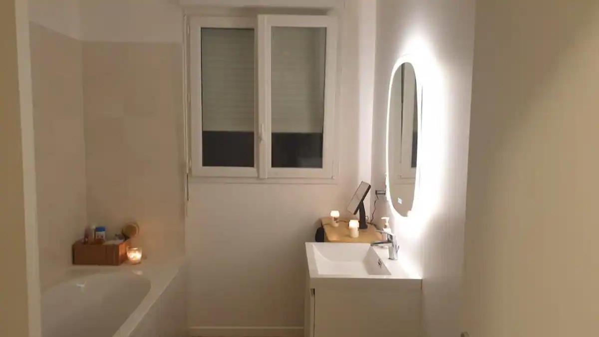 Chambre Calme Dans Une Maison Neuve Avec Jardin Billere Esterno foto